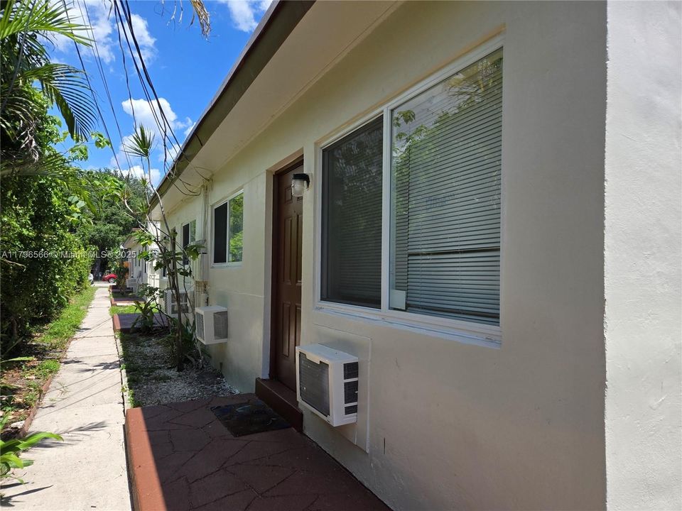 Recently Sold: $1,690,000 (0 beds, 0 baths, 5604 Square Feet)