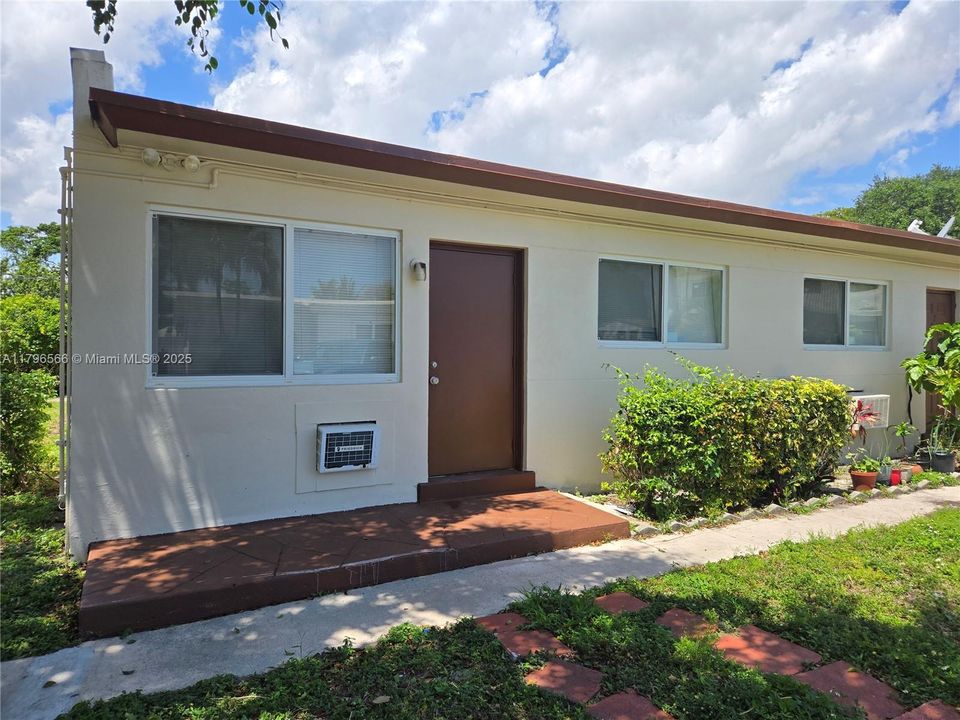 Recently Sold: $1,690,000 (0 beds, 0 baths, 5604 Square Feet)