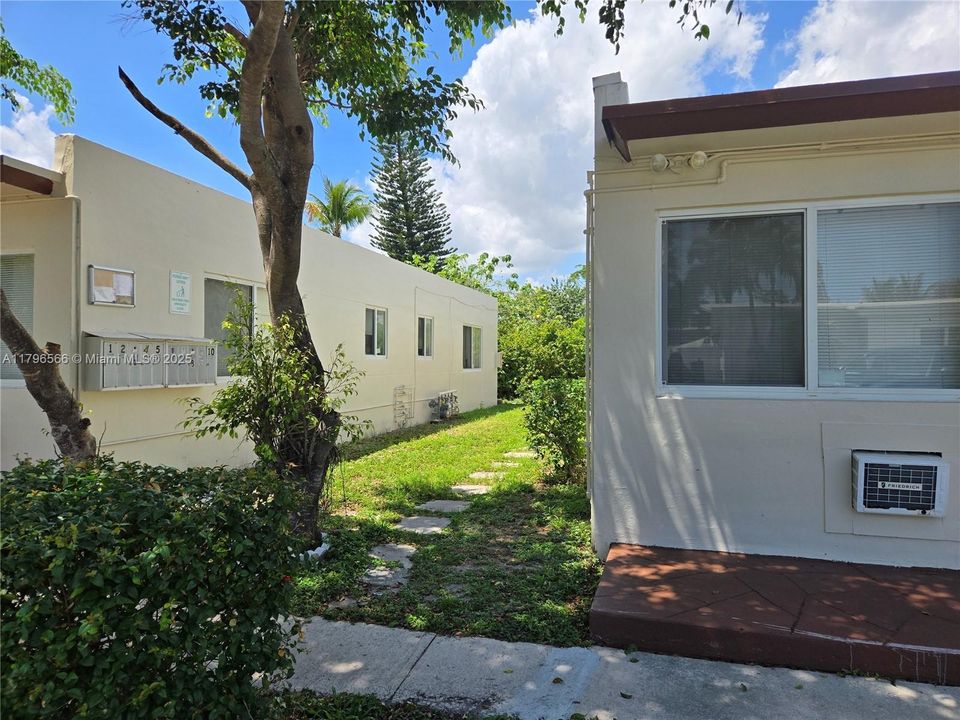 Recently Sold: $1,690,000 (0 beds, 0 baths, 5604 Square Feet)