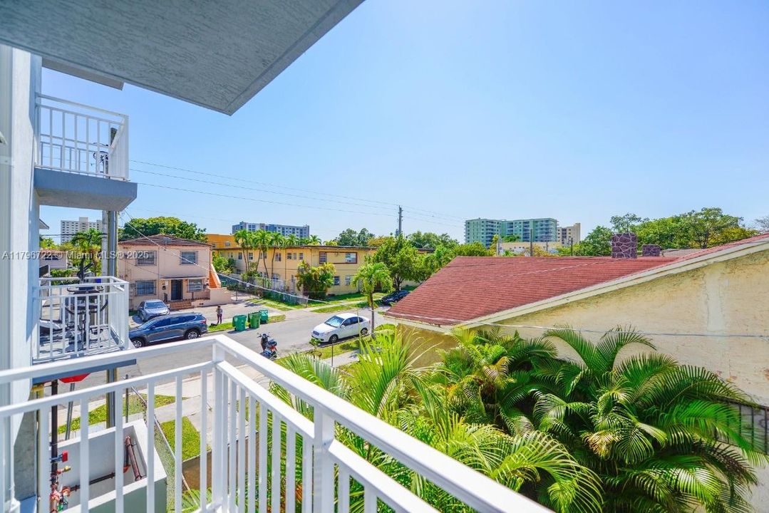 Recently Rented: $1,900 (1 beds, 1 baths, 16054 Square Feet)