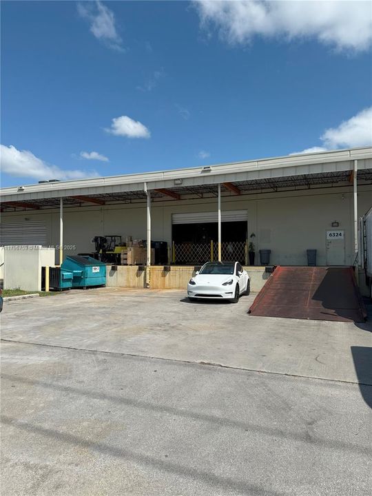 合同活跃: $3,190,000 (0 贝兹, 0 浴室, 0 平方英尺)