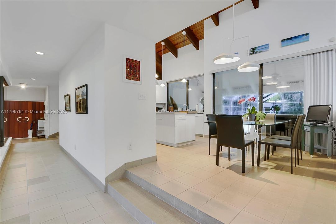 For Sale: $1,750,000 (4 beds, 3 baths, 3248 Square Feet)
