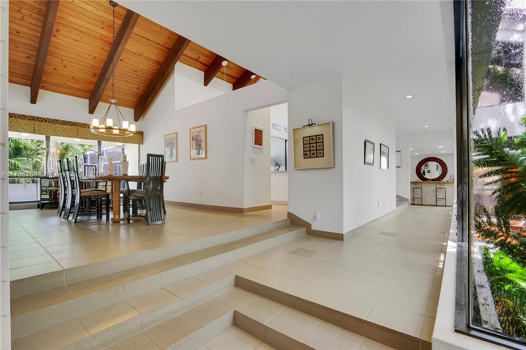 For Sale: $1,750,000 (4 beds, 3 baths, 3248 Square Feet)