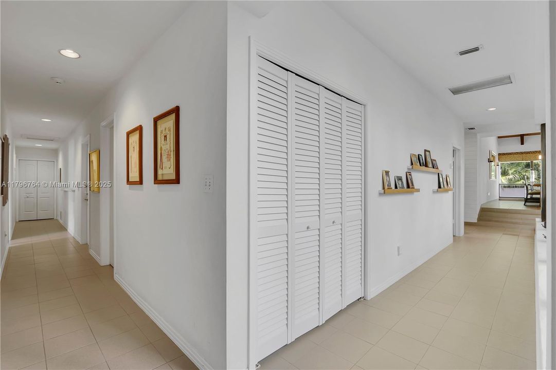For Sale: $1,750,000 (4 beds, 3 baths, 3248 Square Feet)