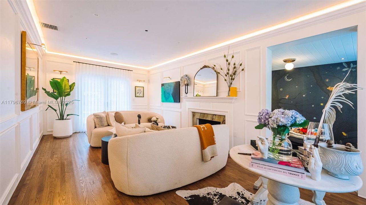 Recently Sold: $4,000,004 (4 beds, 3 baths, 2629 Square Feet)