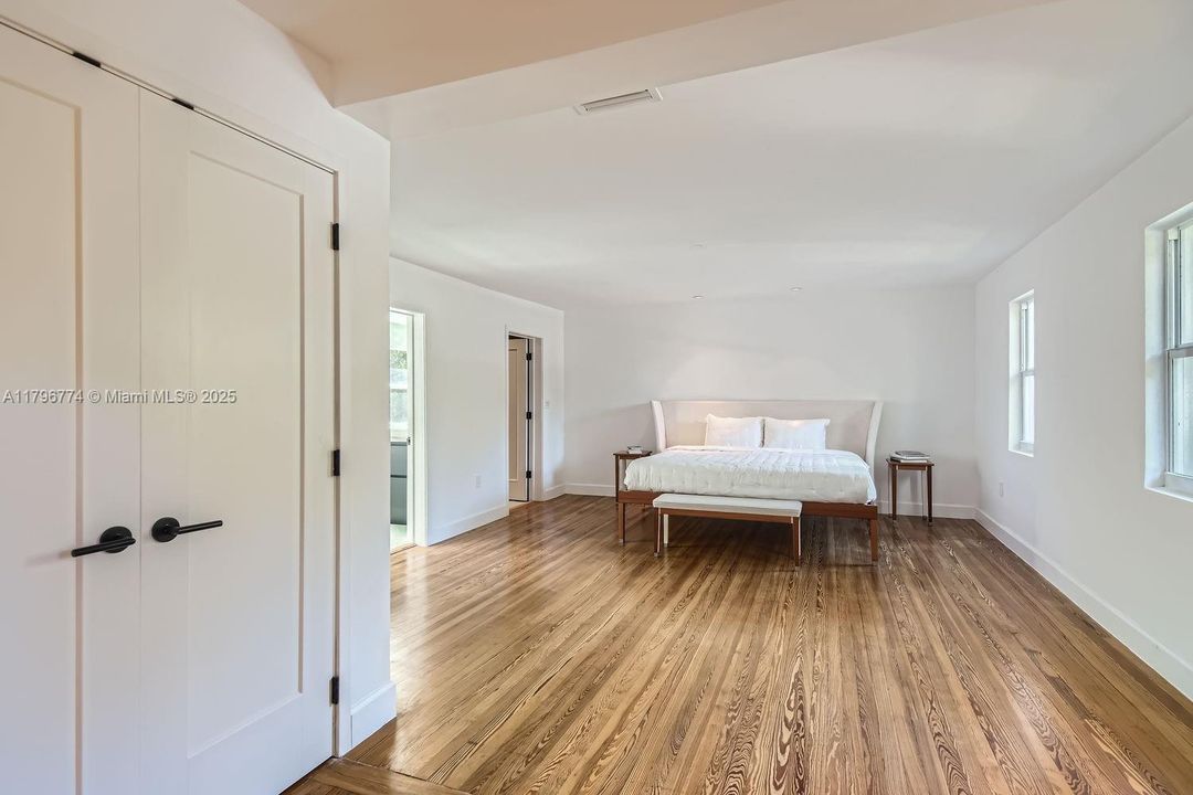 En Venta: $4,995,000 (7 camas, 6 baños, 4821 Pies cuadrados)