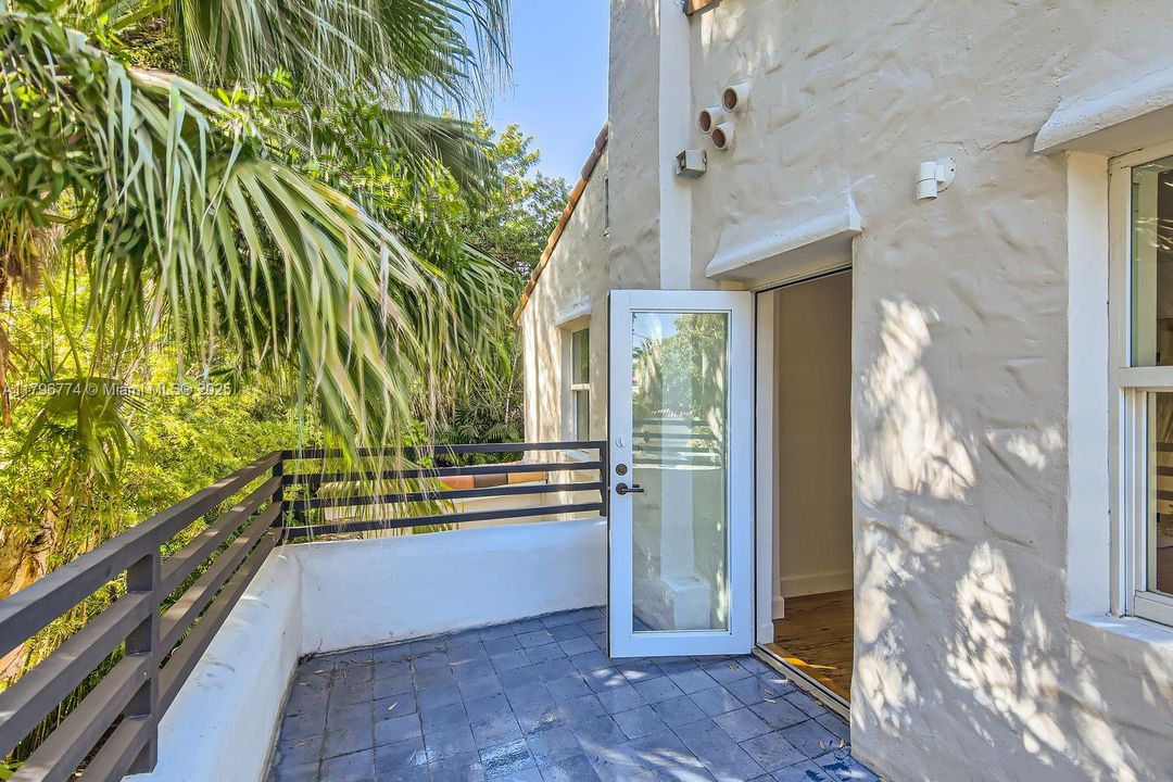 En Venta: $4,995,000 (7 camas, 6 baños, 4821 Pies cuadrados)