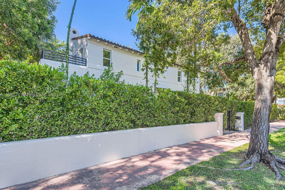 En Venta: $4,995,000 (7 camas, 6 baños, 4821 Pies cuadrados)