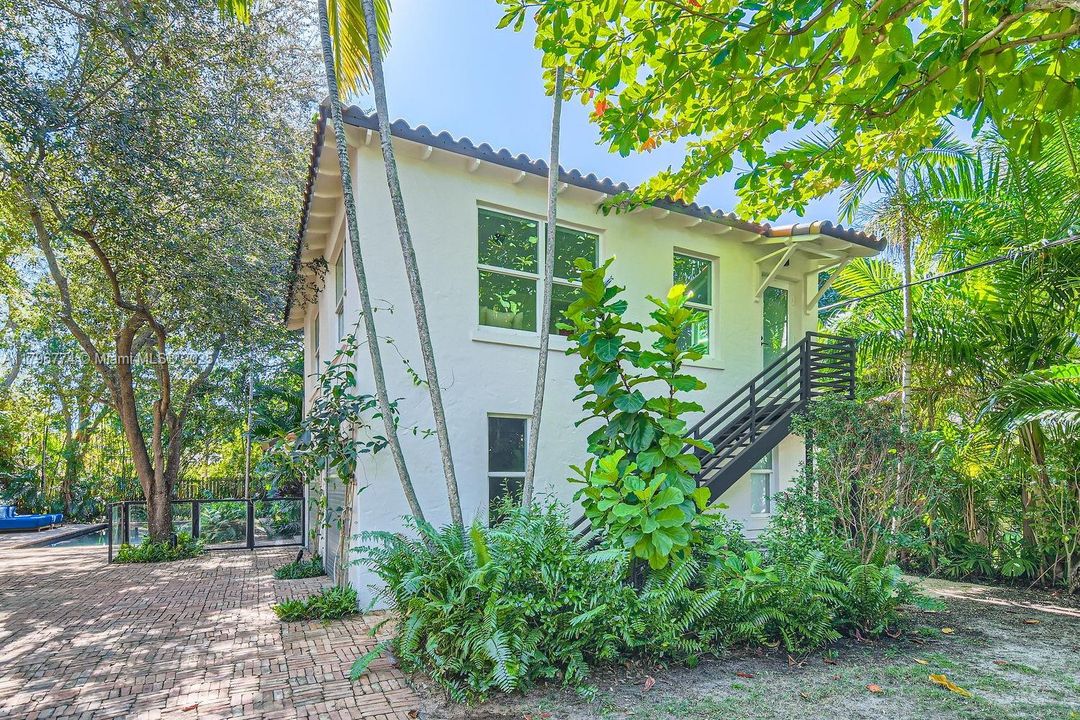 En Venta: $4,995,000 (7 camas, 6 baños, 4821 Pies cuadrados)