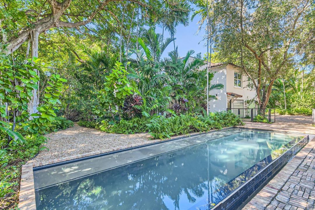 En Venta: $4,995,000 (7 camas, 6 baños, 4821 Pies cuadrados)