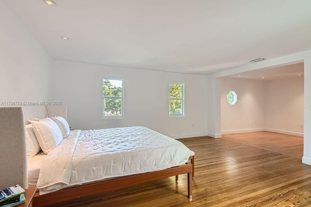 En Venta: $4,995,000 (7 camas, 6 baños, 4821 Pies cuadrados)