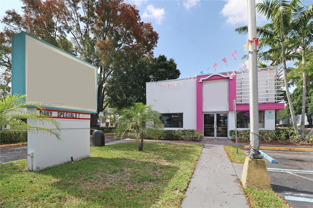 For Sale: $2,699,999 (0 beds, 0 baths, 0 Square Feet)