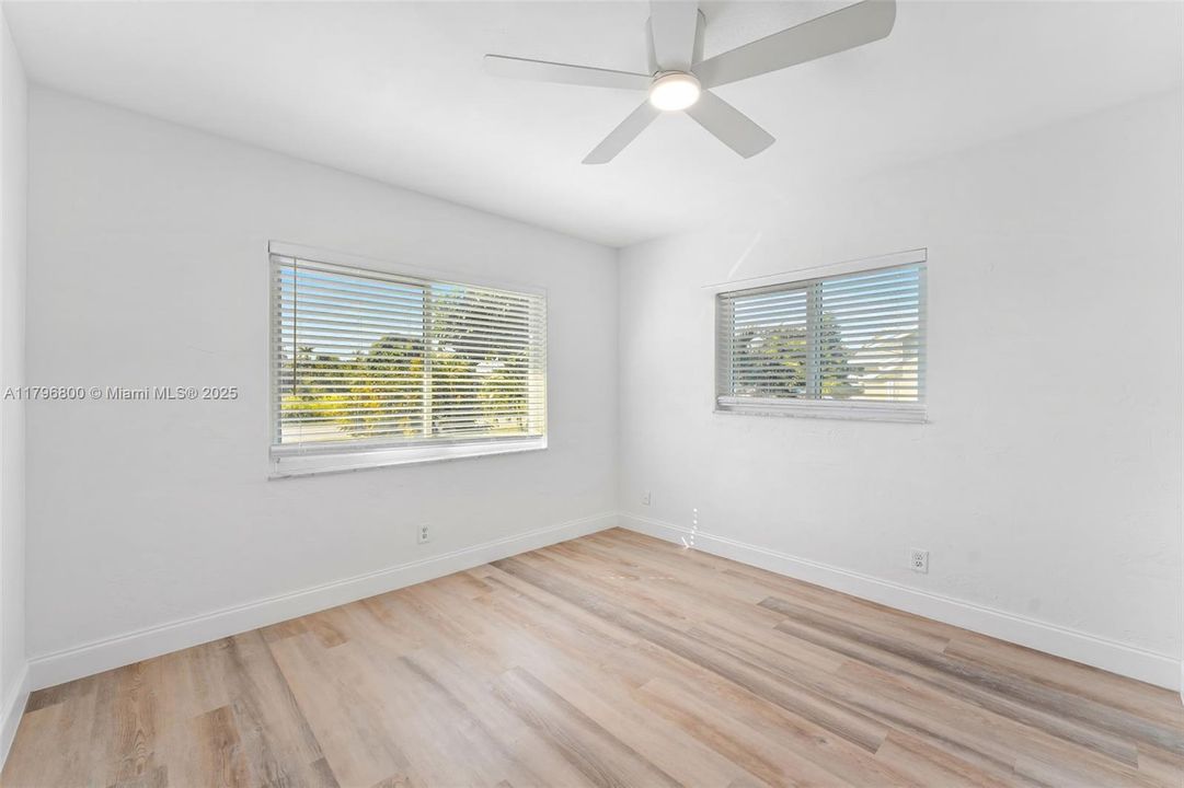 Recently Sold: $399,000 (3 beds, 2 baths, 1630 Square Feet)