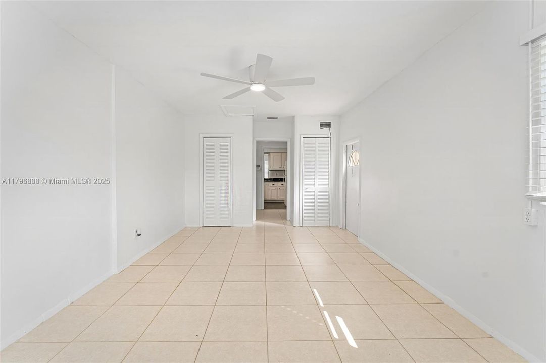 Recently Sold: $399,000 (3 beds, 2 baths, 1630 Square Feet)