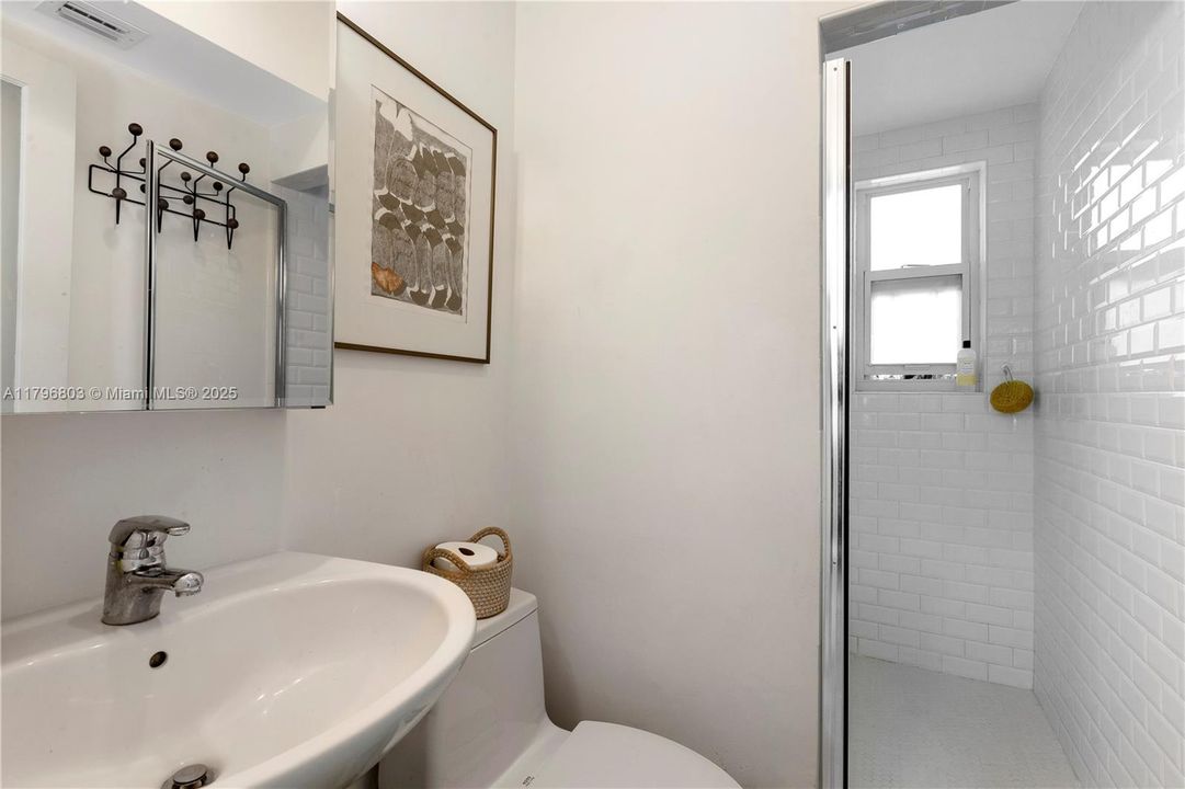 En Venta: $3,495,000 (4 camas, 4 baños, 2969 Pies cuadrados)