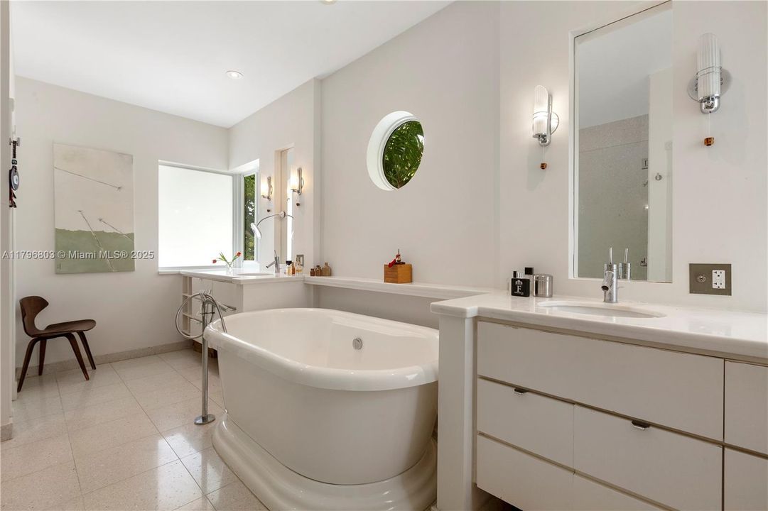 En Venta: $3,495,000 (4 camas, 4 baños, 2969 Pies cuadrados)