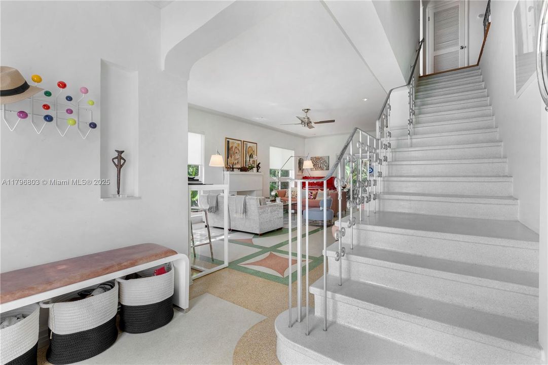 En Venta: $3,495,000 (4 camas, 4 baños, 2969 Pies cuadrados)
