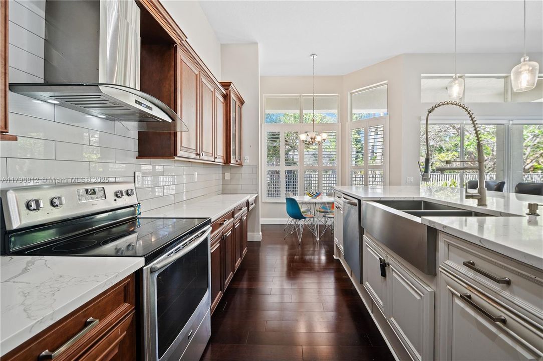 Recently Rented: $5,000 (4 beds, 2 baths, 2758 Square Feet)