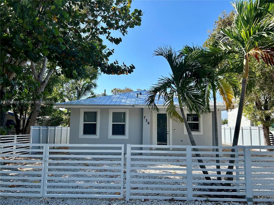 最近租的: $3,200 (3 贝兹, 2 浴室, 1260 平方英尺)