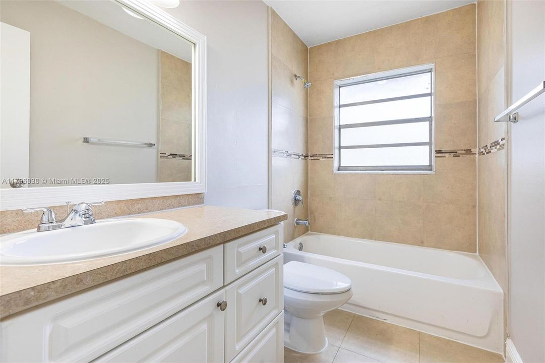 Recently Sold: $467,000 (3 beds, 2 baths, 1538 Square Feet)