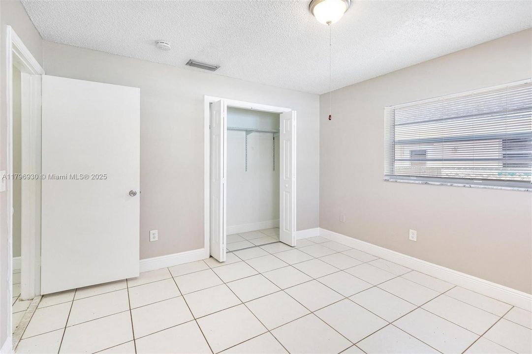 Recently Sold: $467,000 (3 beds, 2 baths, 1538 Square Feet)