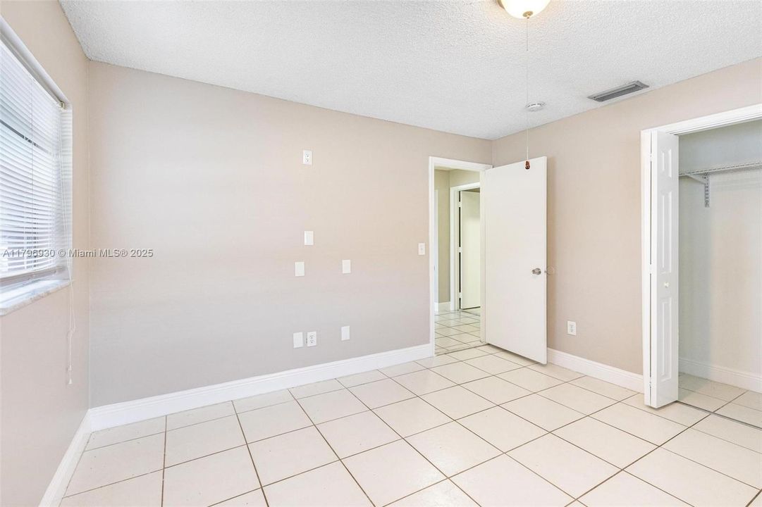 Recently Sold: $467,000 (3 beds, 2 baths, 1538 Square Feet)