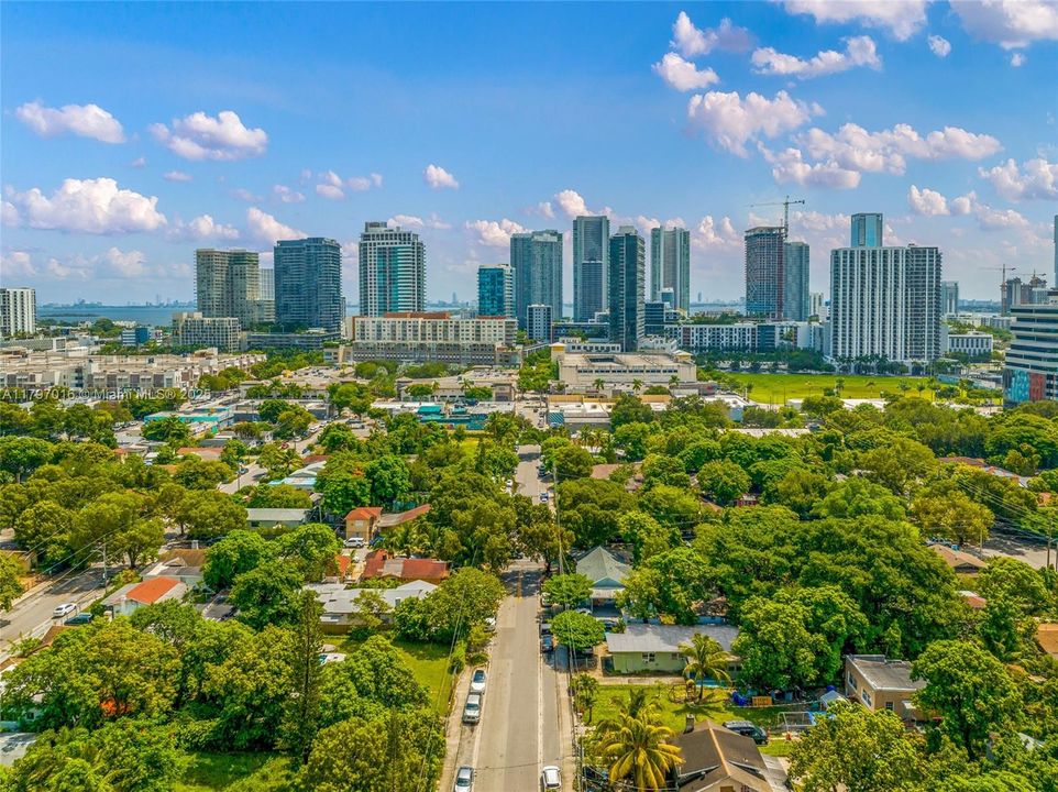 En Venta: $1,300,000 (0 camas, 0 baños, 1654 Pies cuadrados)