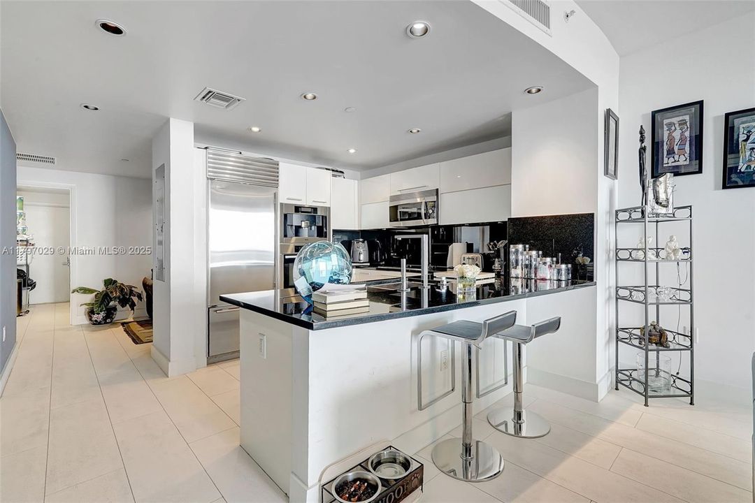 En Venta: $1,550,000 (1 camas, 2 baños, 1161 Pies cuadrados)