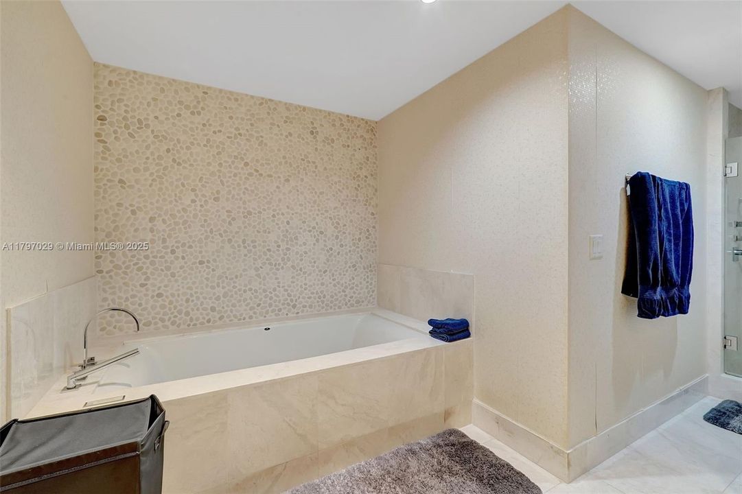 En Venta: $1,550,000 (1 camas, 2 baños, 1161 Pies cuadrados)