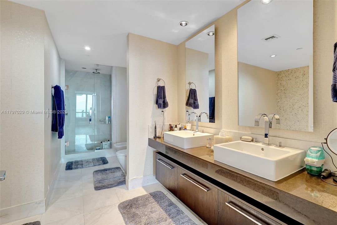 En Venta: $1,550,000 (1 camas, 2 baños, 1161 Pies cuadrados)