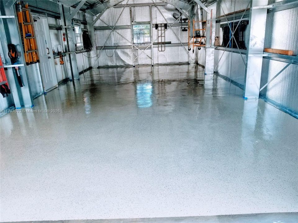 Recently Sold: $649,900 (3 beds, 2 baths, 1533 Square Feet)