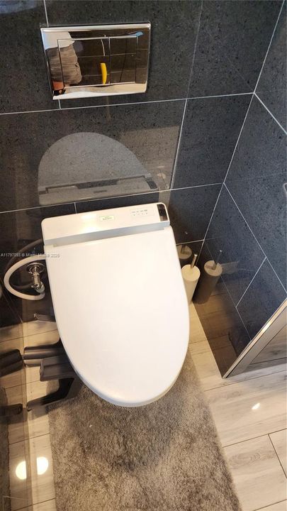 Recently Sold: $649,900 (3 beds, 2 baths, 1533 Square Feet)