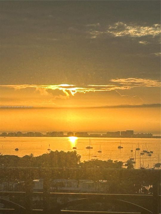 Vendido Recientemente: $3,270,000 (2 camas, 2 baños, 2110 Pies cuadrados)