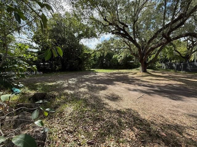 Active With Contract: $3,950,000 (0.42 acres)