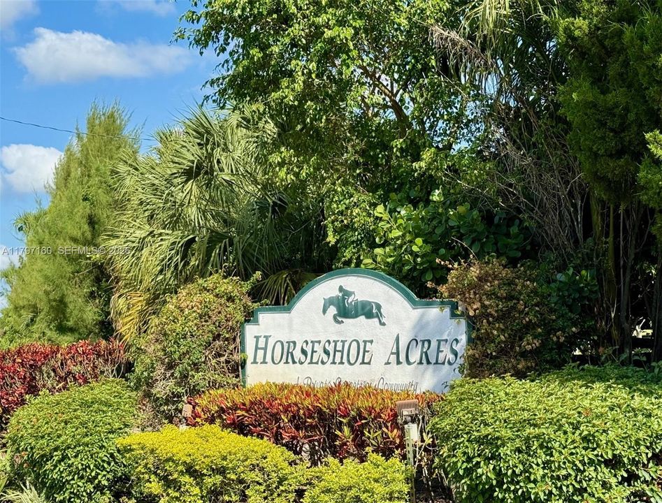 For Sale: $19,400,000 (15.00 acres)