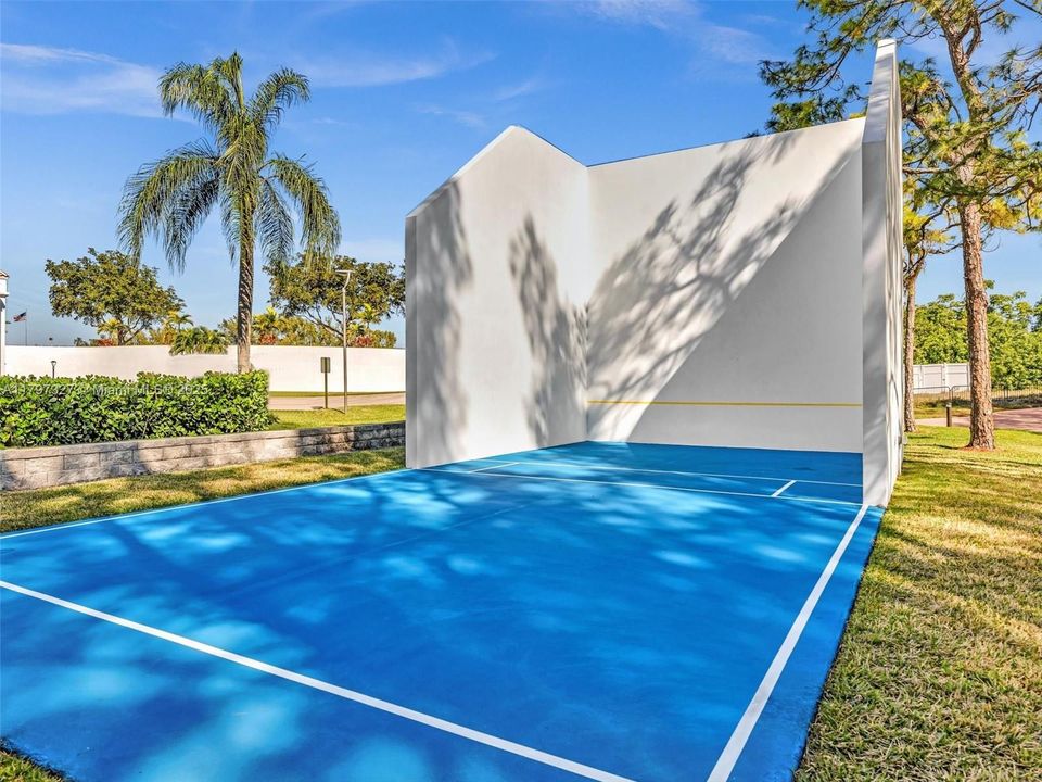 Vendido Recientemente: $89,999 (1 camas, 1 baños, 700 Pies cuadrados)