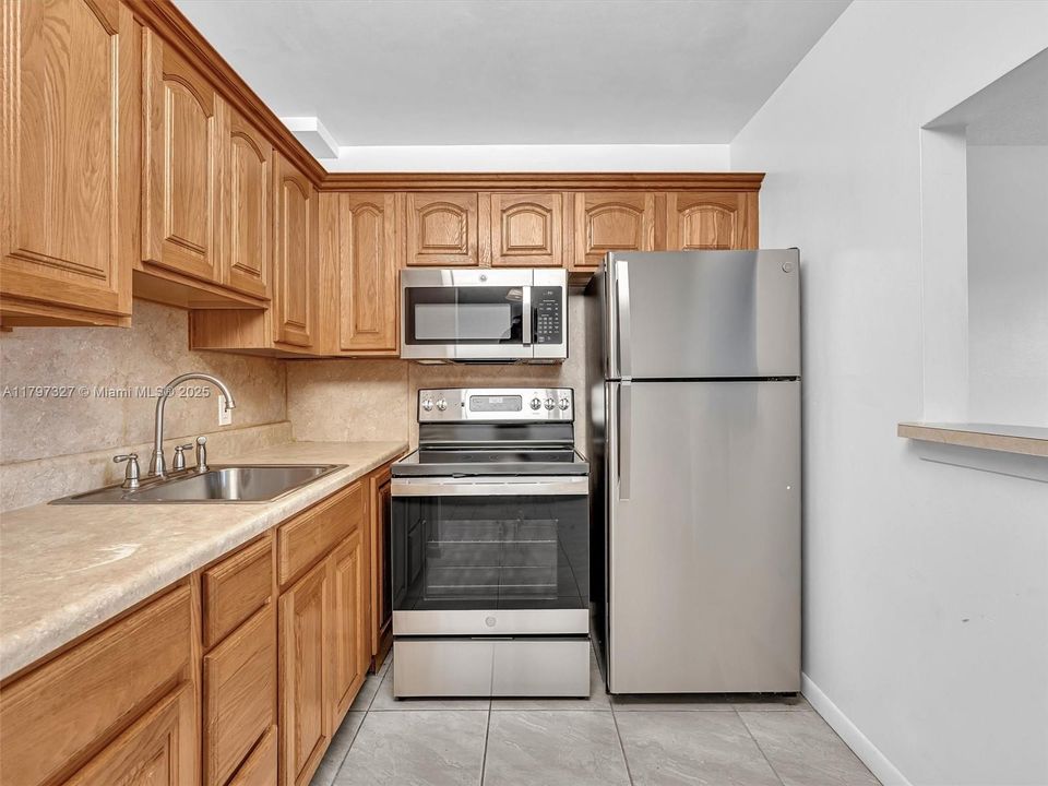 Vendido Recientemente: $89,999 (1 camas, 1 baños, 700 Pies cuadrados)