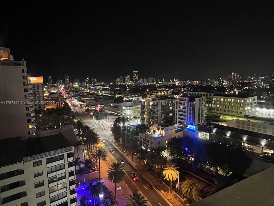 For Sale: $1,950,000 (2 beds, 2 baths, 1490 Square Feet)