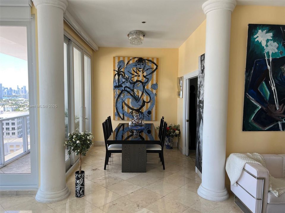 For Sale: $1,950,000 (2 beds, 2 baths, 1490 Square Feet)