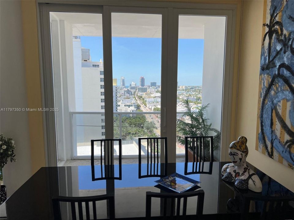 For Sale: $1,950,000 (2 beds, 2 baths, 1490 Square Feet)