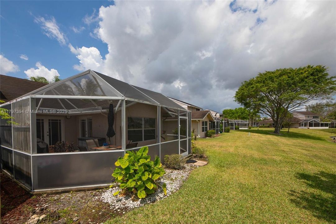 待售: $384,900 (3 贝兹, 2 浴室, 1364 平方英尺)