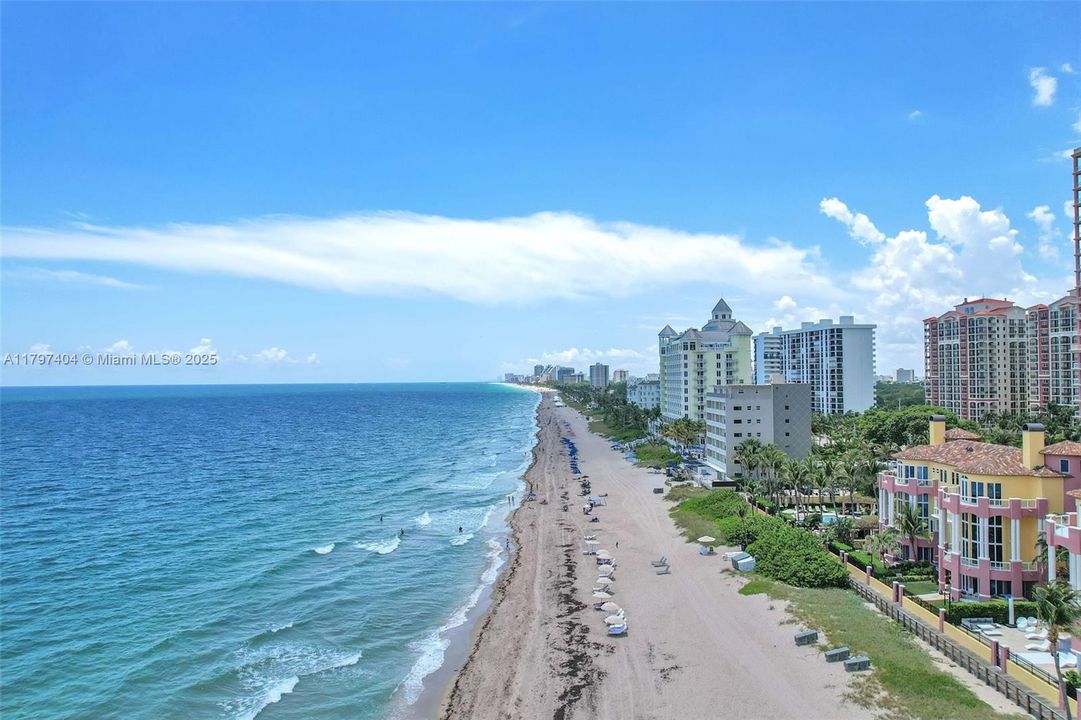 Recently Sold: $4,500,000 (5 beds, 6 baths, 5265 Square Feet)