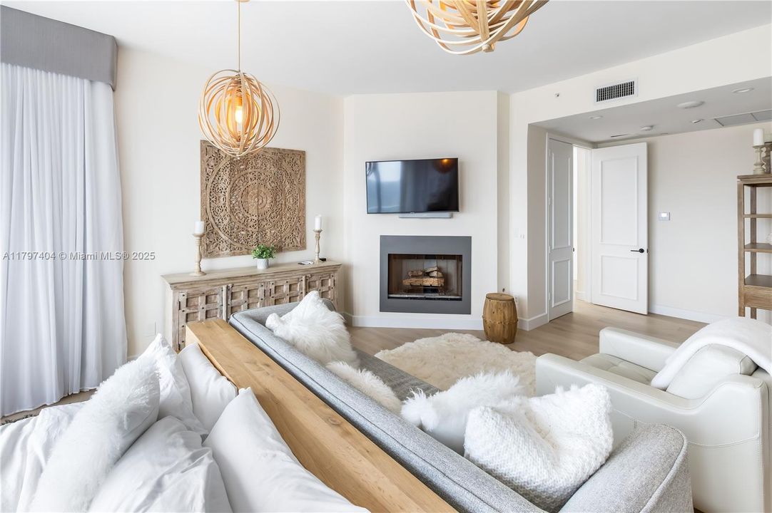 Main Bedroom, 4th Floor