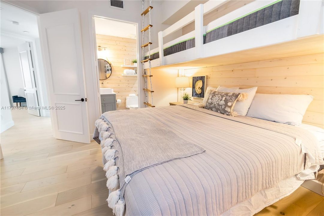 Guest Bedroom 3, Third Floor