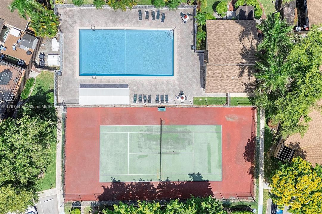 Recently Sold: $449,000 (3 beds, 2 baths, 1912 Square Feet)