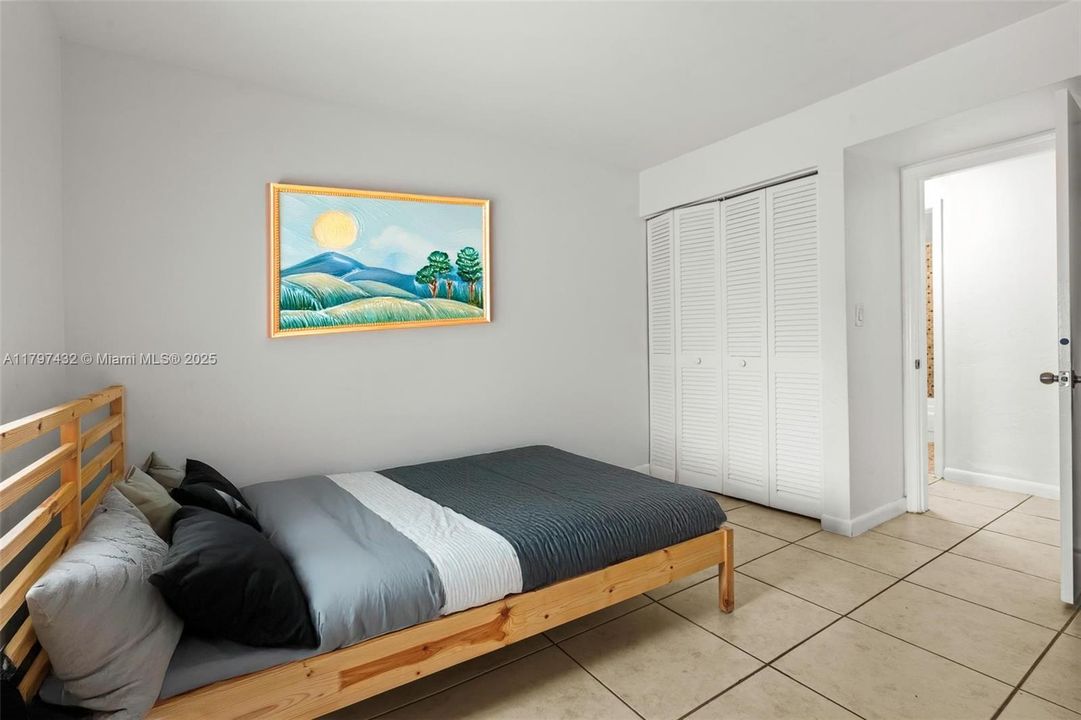 На продажу: $262,876 (2 спален, 2 ванн, 777 Квадратных фут)