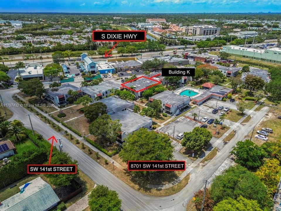 На продажу: $262,876 (2 спален, 2 ванн, 777 Квадратных фут)