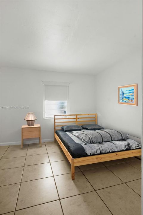 На продажу: $262,876 (2 спален, 2 ванн, 777 Квадратных фут)