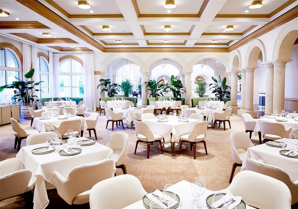 For Sale: $1,995,000 (3 beds, 3 baths, 1830 Square Feet)