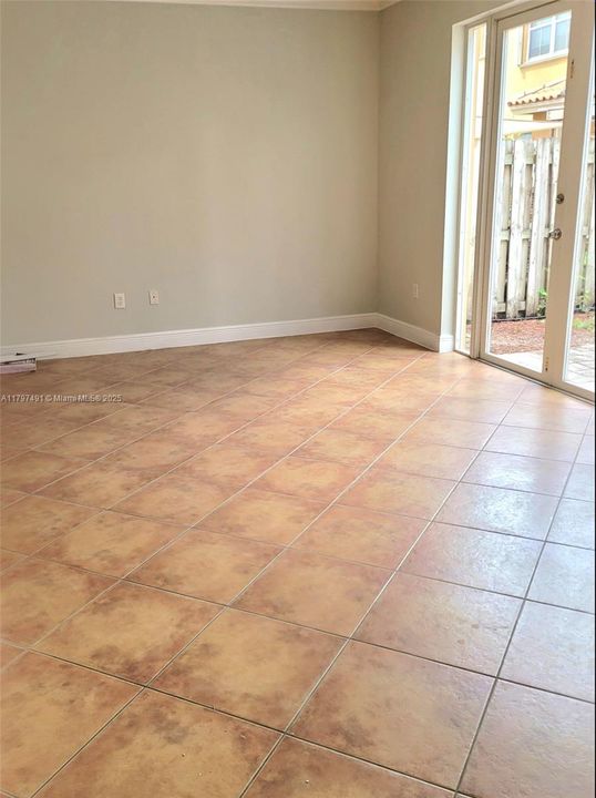 For Sale: $485,000 (3 beds, 2 baths, 1450 Square Feet)